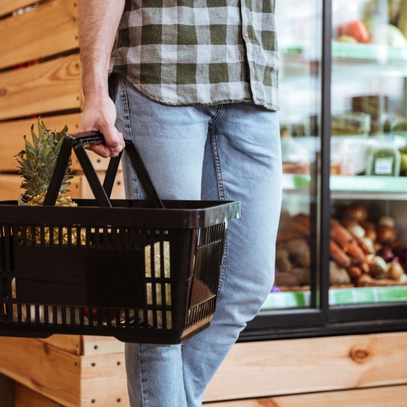 Jasnozielony koszyk sklepowy na zakupy 28L plastik