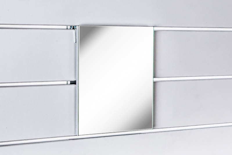 Lustro pionowe na Spacewall