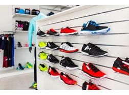 Ekspozycja obuwia Slatwall